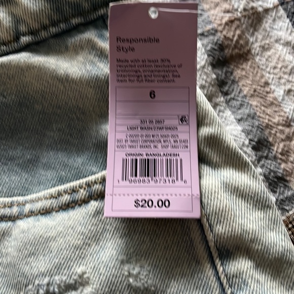 Wild fable - Picture 2 of 5